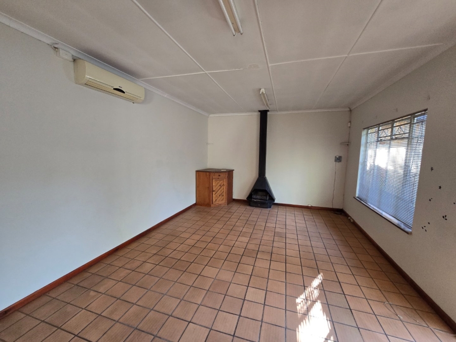 3 Bedroom Property for Sale in Dan Pienaar Free State